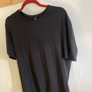 Lululemon Mens Black Tee